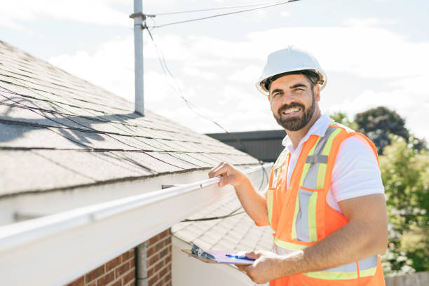 Best Flat Roof Repair Services  in Mauston, WI